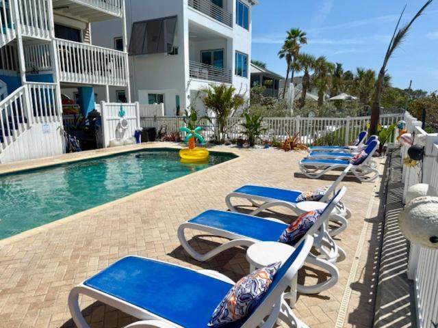 Beachfront Bliss Villas Clearwater Beach Exterior photo
