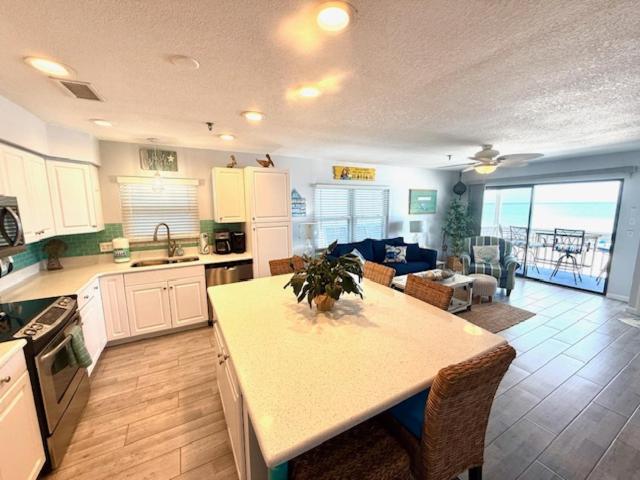 Beachfront Bliss Villas Clearwater Beach Exterior photo