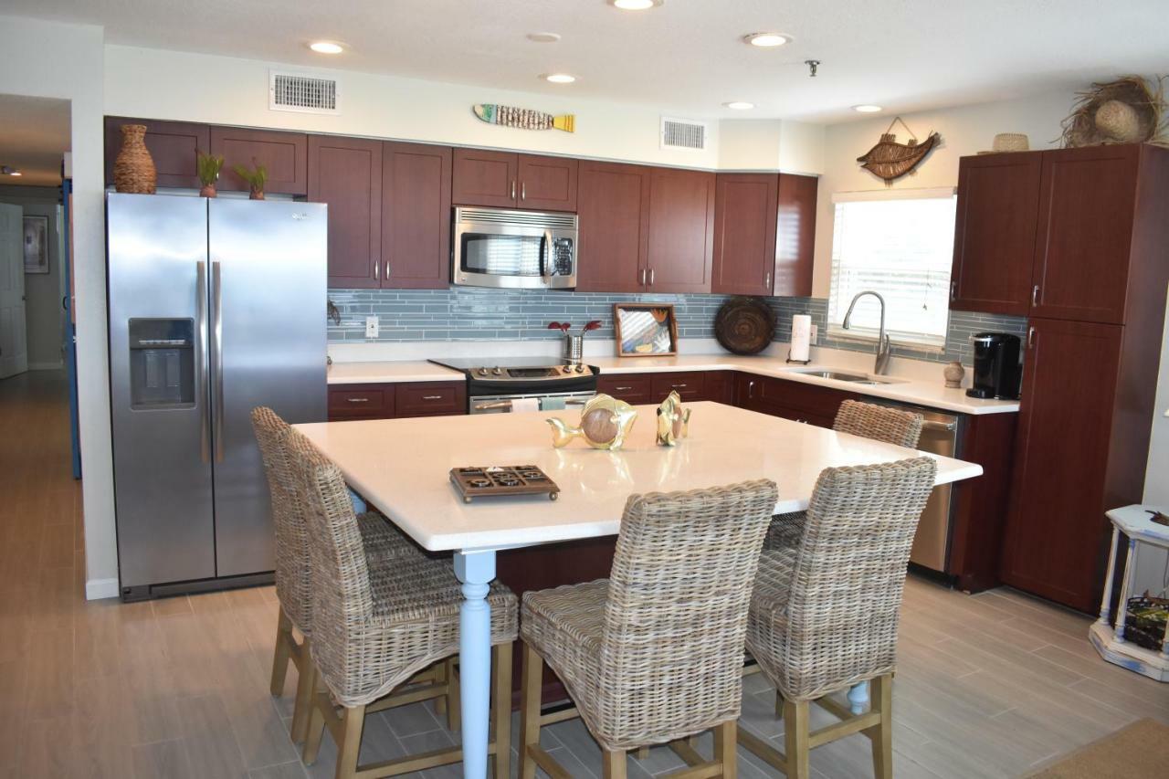 Beachfront Bliss Villas Clearwater Beach Exterior photo